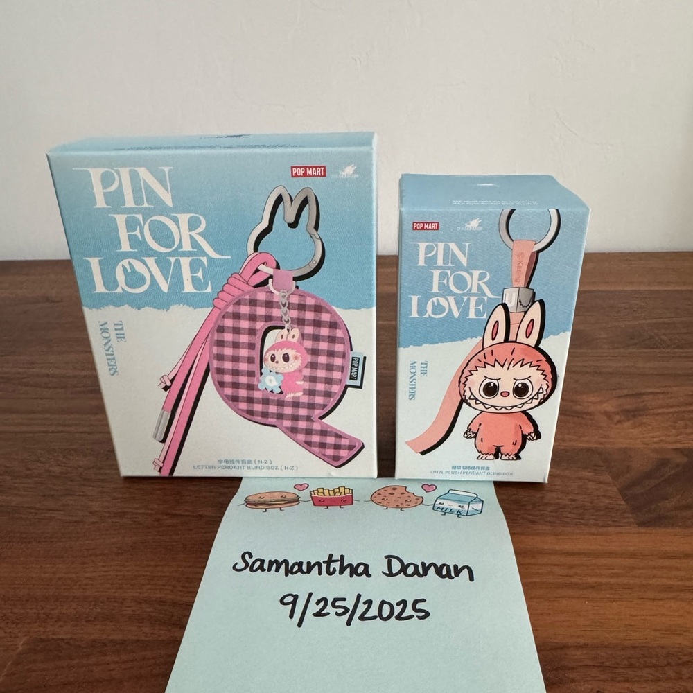 POP MART Pin For Love “X” Labubu Vinyl Plush and Letter Pendant Bundle - Picture 3 of 4